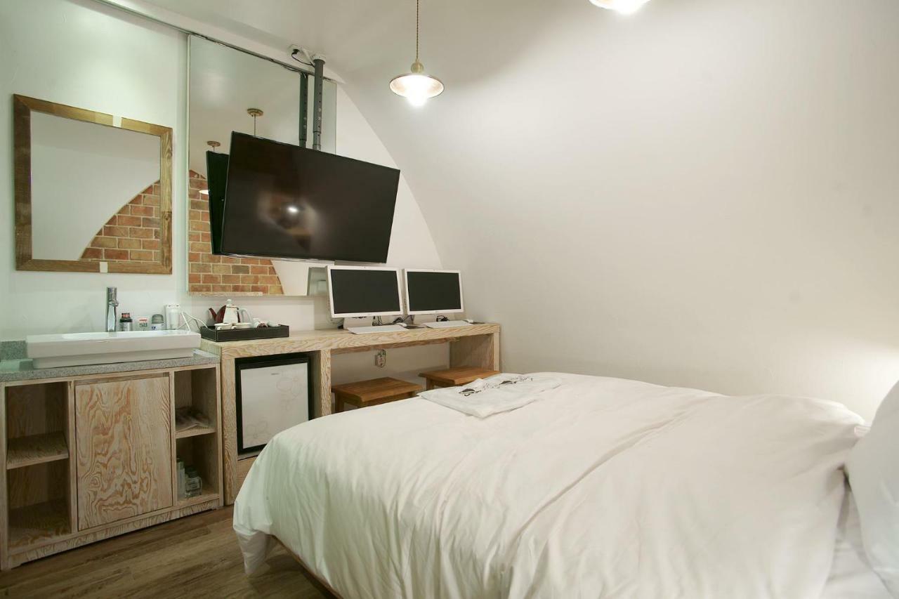 Lush Hotel Seoul Ngoại thất bức ảnh